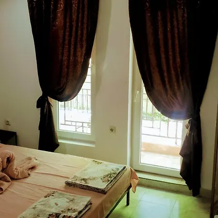 Πανσιόν Dracena