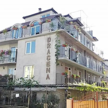 Πανσιόν Dracena